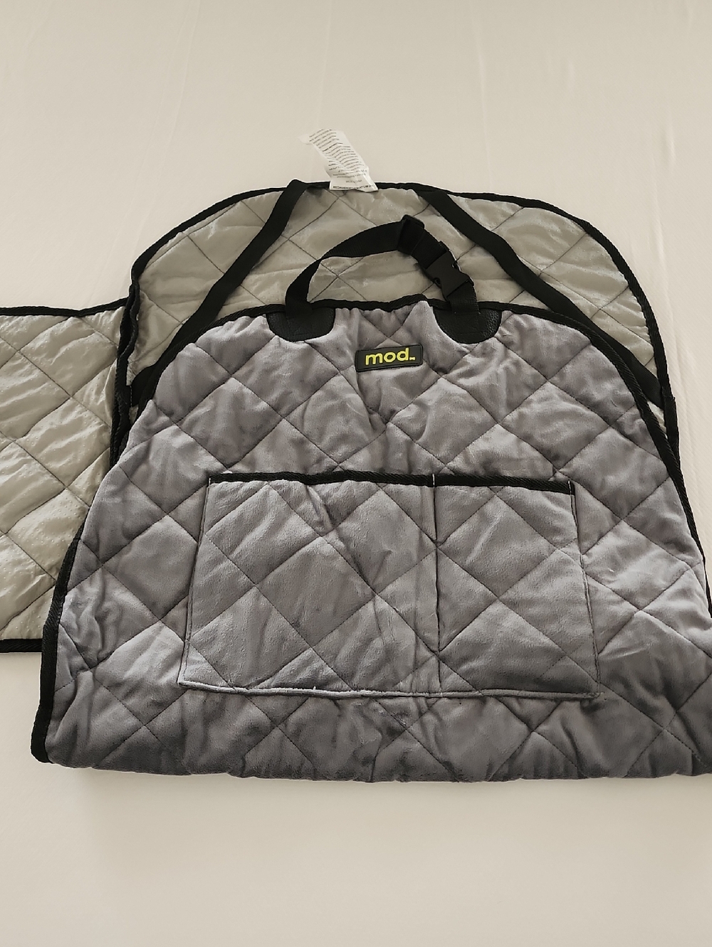 Mod Quilted Gray Pet Car Seat Cover